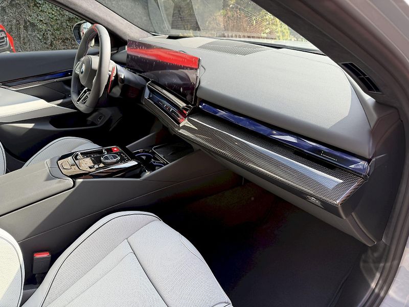 BMW M5 Touring Individual NEW Garance - fotka 54 z 55