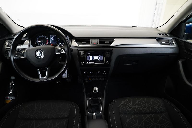 Škoda Rapid - fotka 5 z 26
