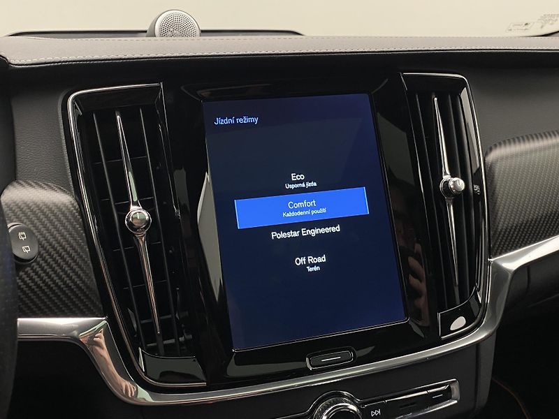 Volvo V90 CC T6 AWD OCEAN RACE AUT CZ - fotka 53 z 57