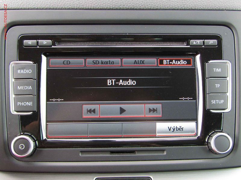 Volkswagen Sharan (2014) 2.0TDi, ČR, AC, xenon, park - fotka 20 z 25