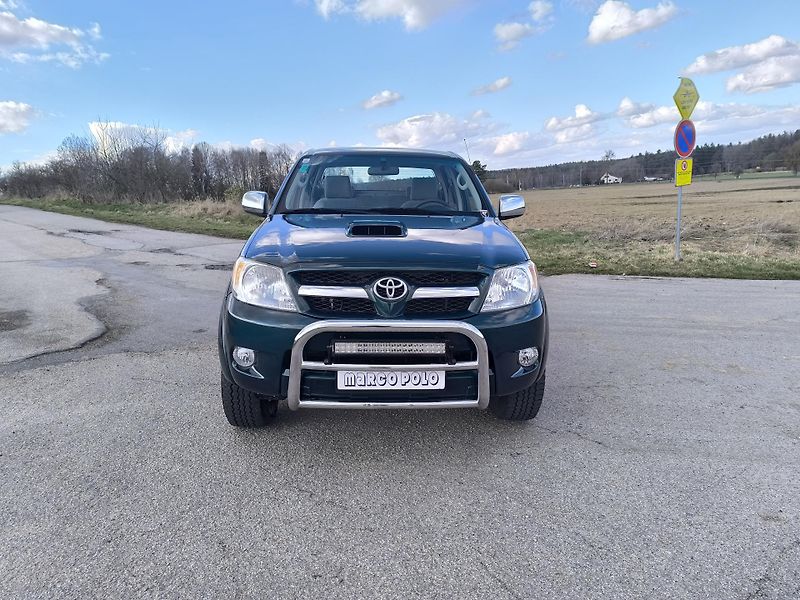 Toyota Hilux (2007) 2.5 D-4D SERVISNÍ KN,DOL KM - fotka 2 z 45