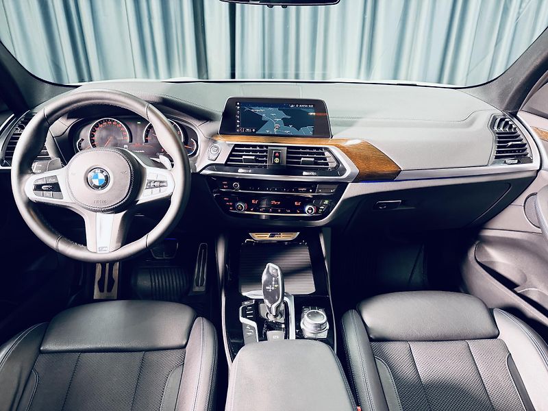 BMW X3 (2021) M40i CZ TOP STAV  - fotka 36 z 43