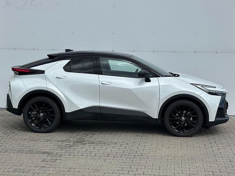 Toyota C-HR 2,0 HEV e-CVT GR Sport - fotka 8 z 26