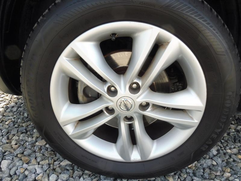 Nissan Qashqai 1.5DCi 110PS NAVI STK TOP STAV - fotka 19 z 189