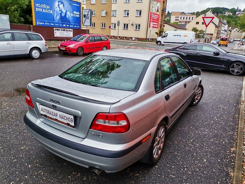 Volvo S40 (2001) 1.8i 90kw Nové v ČR 1.majitel! - fotka 22 z 24
