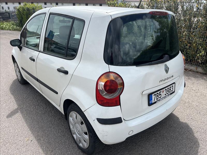 Renault Modus 1,4 i SERVIS - fotka 8 z 28