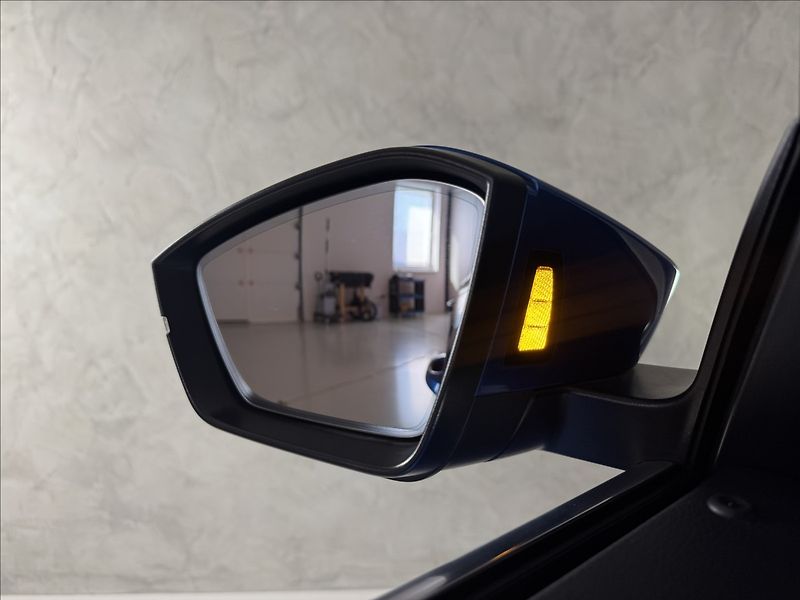 Škoda Superb 1,4 TSi  DSG iV L&K LED Assist - fotka 30 z 50