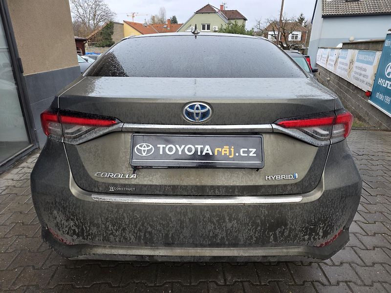 Toyota Corolla 1.8-HYBRID-AUTOMAT-NAVI-KAMERA - fotka 10 z 14