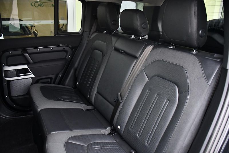 Land Rover Defender 110S D240 AWD MERIDIAN ČR - fotka 21 z 45
