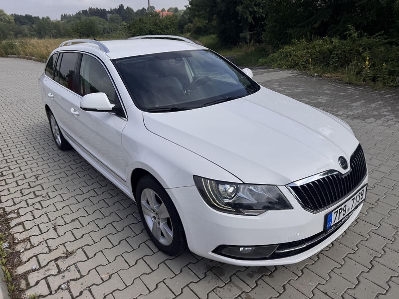 Škoda Superb 2.0TDI 103Kw DSG Elegance - fotka 3 z 18