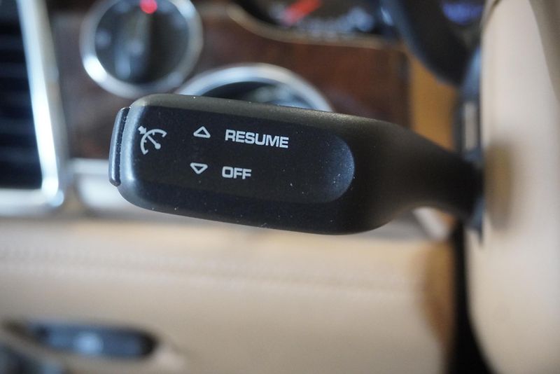 Porsche Panamera  4,8I V8 4WD PD - fotka 28 z 45