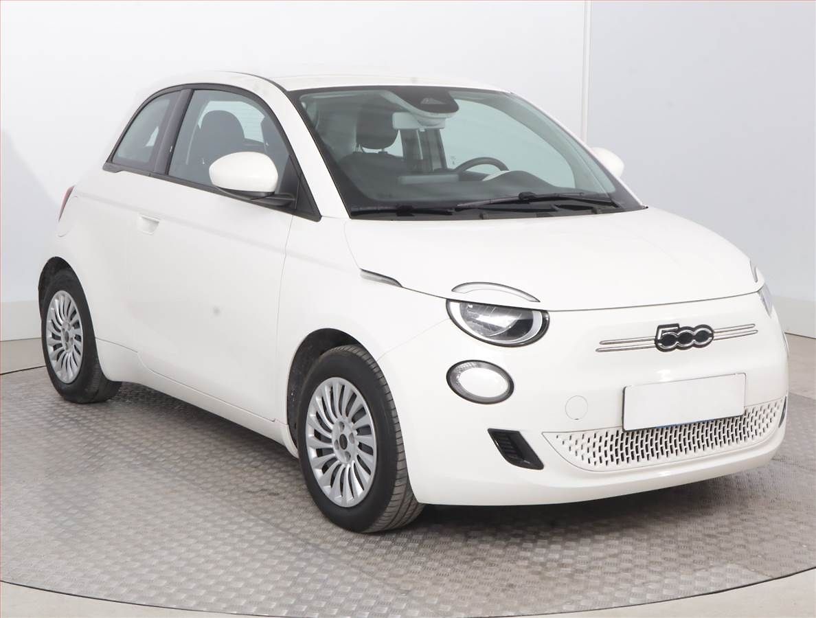 Fiat 500e 42 kWh, SoH 93%, Automat