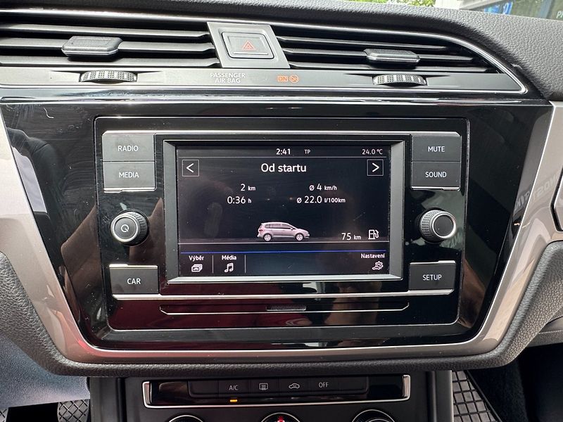 Volkswagen Touran (2018) 1.6 TDi - fotka 20 z 31