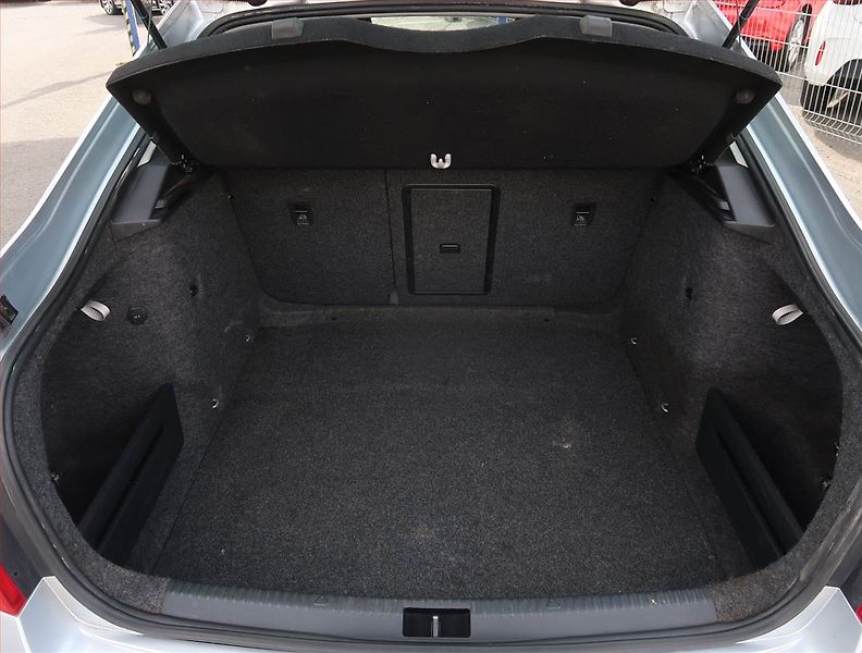 Škoda Octavia (2014) Elegance 2.0 TDI, Tempomat - fotka 13 z 16