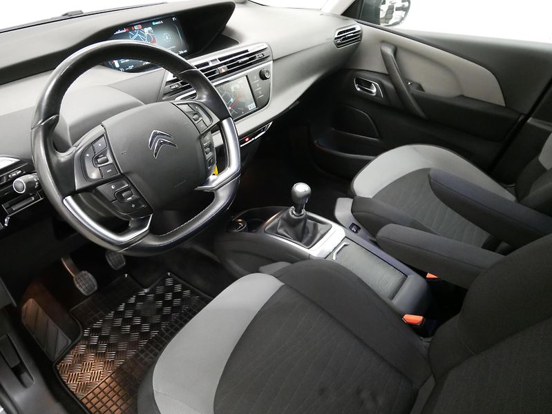 Citroën Grand C4 Picasso - fotka 12 z 24
