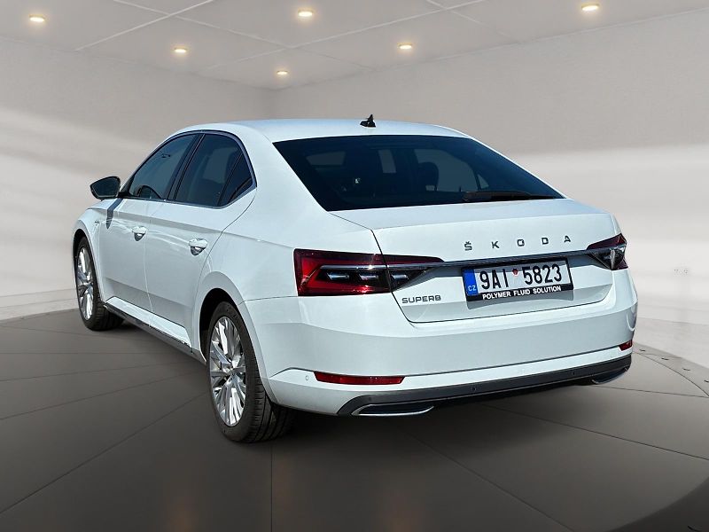 Škoda Superb (2022) L&K 2.0TDI 110kW DSG CZ DPH - fotka 4 z 11