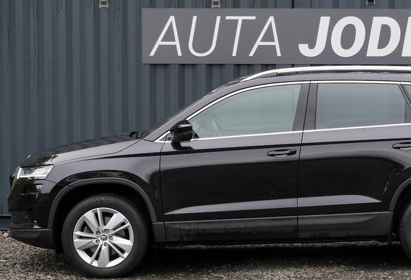 Škoda Karoq 1.5 TSI 110 kW, Kamera,Keyless - fotka 2 z 41