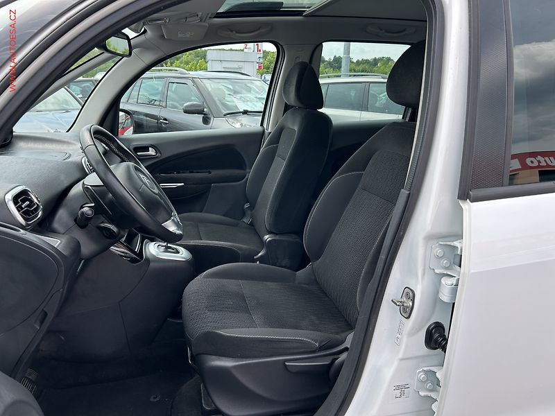 Citroën C3 Picasso (2015) 1.6 VTi, 2.maj,ČR, AT - fotka 9 z 16