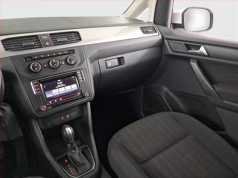 Volkswagen Caddy (2016) Comfortline 2.0 TDI, 7Míst - fotka 8 z 20