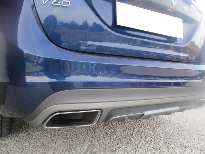 Volvo V60 D5 AWD Polestar - fotka 38 z 39