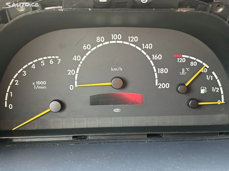 Mercedes-Benz Vito (2000) 112 CDI, 90kw 9 míst - fotka 14 z 16