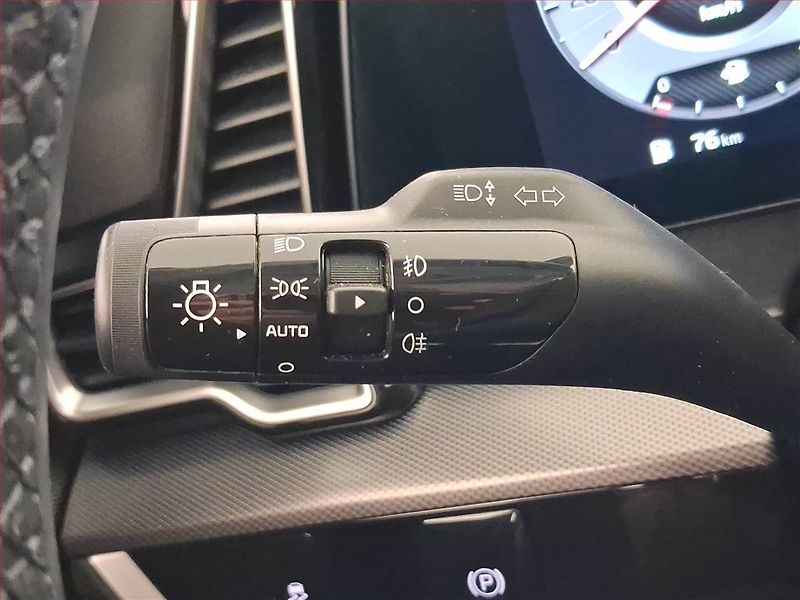 Kia Sportage (2023) 1.6 T-GDI MHEV - fotka 18 z 22