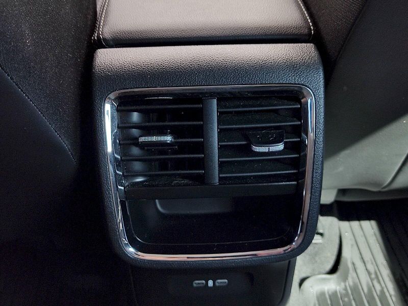 Škoda Octavia (2021) Style Plus 2,0 Tdi 110 Kw DSg - fotka 28 z 37