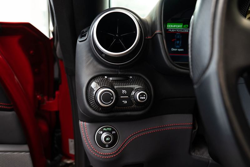Ferrari Portofino JBL/360/Rosso Keramické Brzdy - fotka 18 z 30