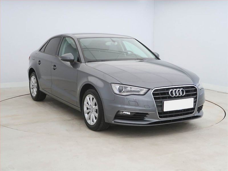 Audi A3 (2015) 1.6 TDI, Serv.kniha, Navi - fotka 1 z 19