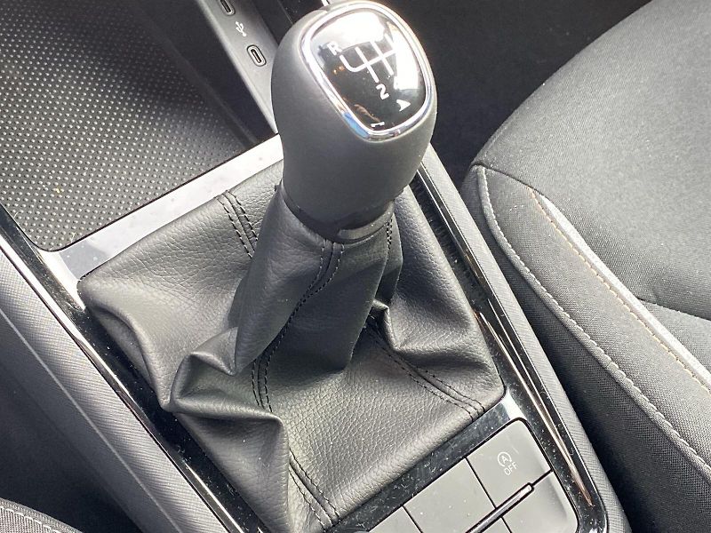 Škoda Scala (2025) 1.0 TSI Selection - fotka 14 z 34