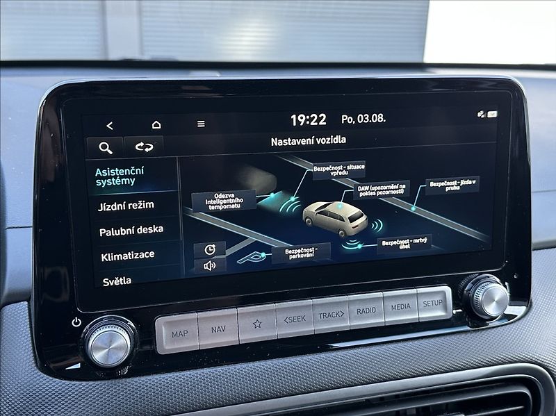 Hyundai Kona 0,0 204PS  electric CZ Edition - fotka 39 z 57