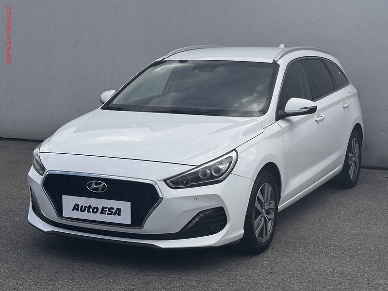 Hyundai i30 (2019) 1.6CRDi, ČR, servis.kniha - fotka 3 z 16