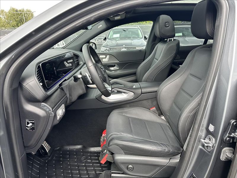Mercedes-Benz GLE 400d 4MATIC AMG linie - fotka 10 z 13