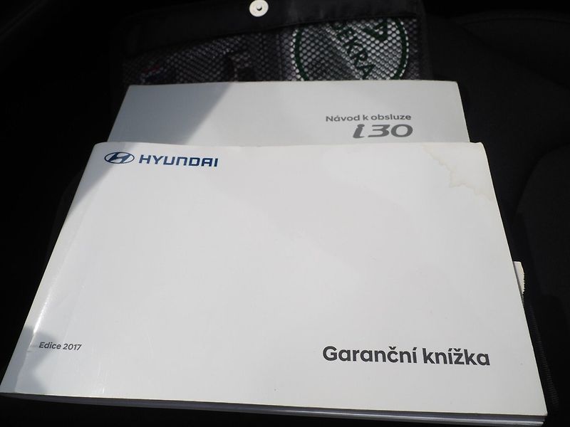Hyundai i30 1.4-GDI, 103 kW, CZ, Navi - fotka 37 z 47