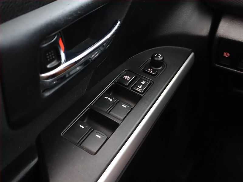 Suzuki SX4 S-Cross (2013) 1.6 VVT AllGrip, 4X4, ČR - fotka 14 z 14
