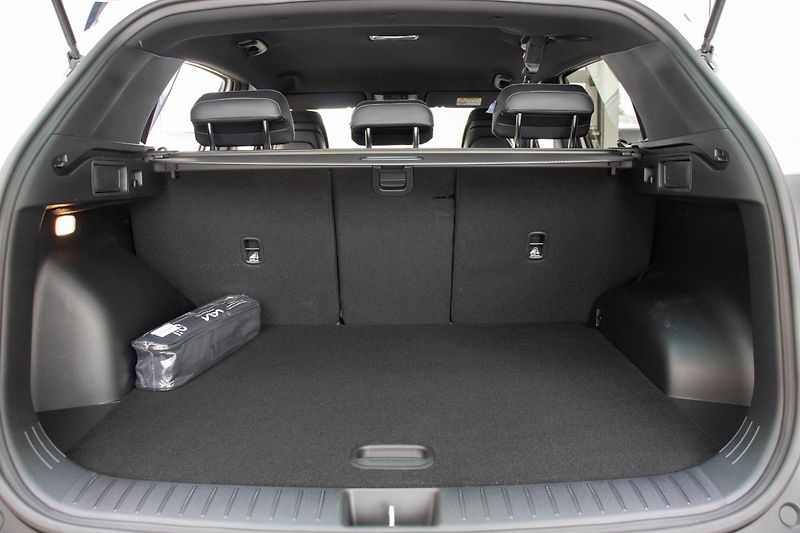 Kia Sportage 1.6 T-GDI 4x2 7DCT BLACK EDITI - fotka 9 z 16