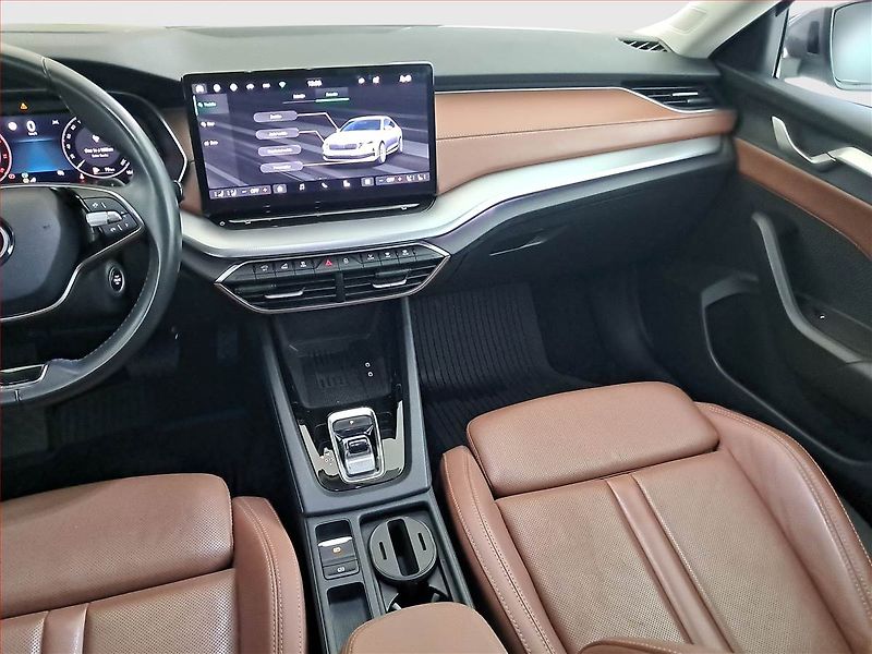Škoda Octavia (2024) First Ed. Ultimate 2.0 TDI - fotka 8 z 24