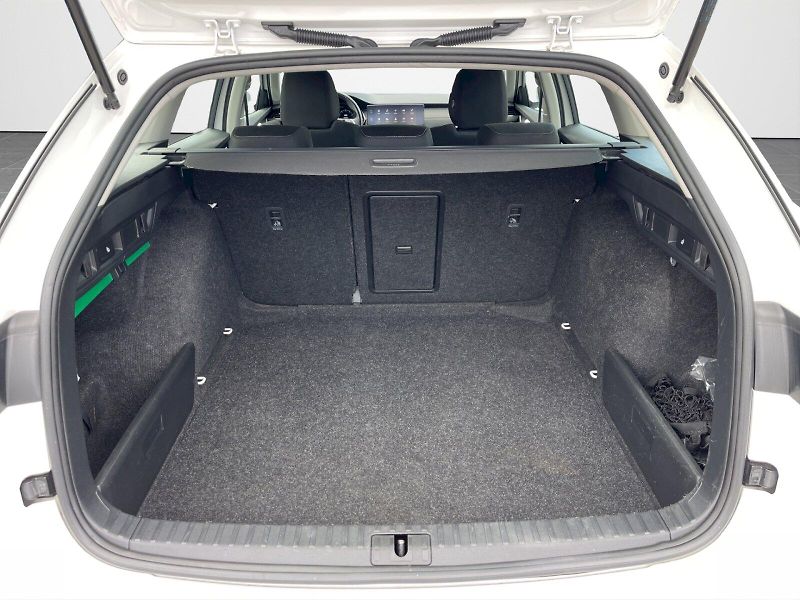 Škoda Octavia (2023) 1.5 TSI 110kW Style Plus combi - fotka 32 z 35