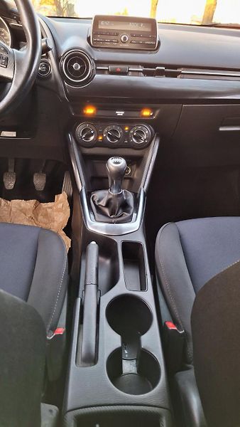 Mazda 2 1.5 66 kw servisní historie - fotka 23 z 50