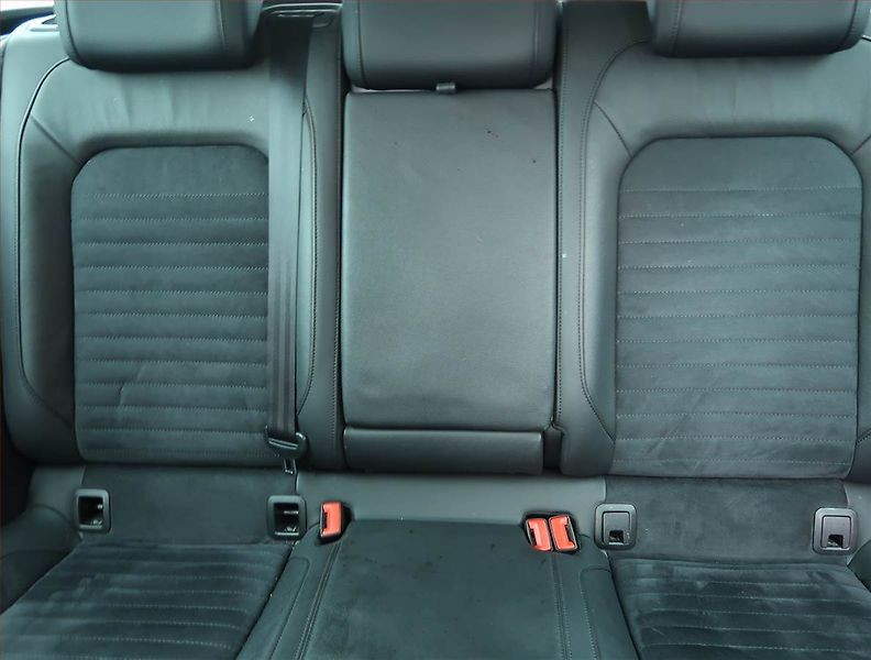 Volkswagen Passat (2018) Highline 2.0 TDI, Automat - fotka 10 z 17
