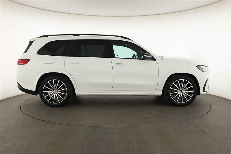 Mercedes-Benz GLS (2025) 450 d 4MATIC, AMG, DPH - fotka 6 z 20