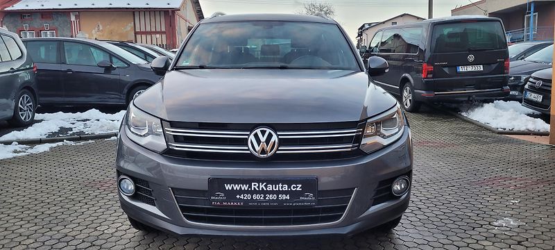 Volkswagen Tiguan (2016) 1,4TSi 110kW DSG R-Line Bi-Xen - fotka 2 z 39