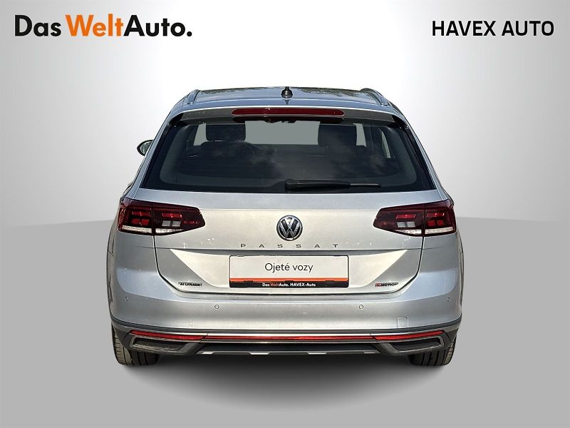 Volkswagen Passat (2020) Variant 2.0 TDI 4Motion DSG Al - fotka 27 z 27