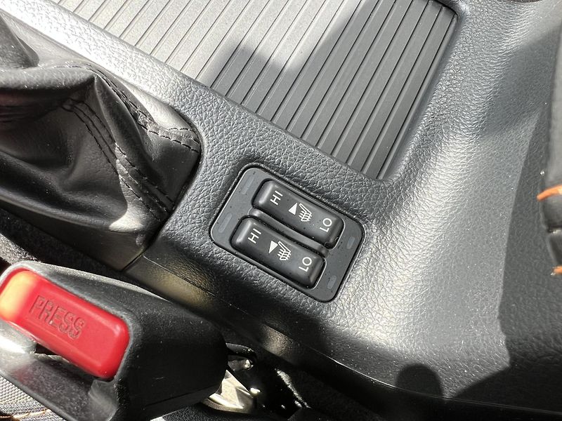 Subaru XV 2.0D 108 kW AWD 1.MAJITEL - fotka 16 z 19