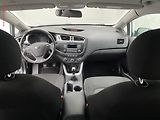 Kia Ceed (2015) 1.4 i, Style, TZ,  výhřev sed - náhled 8