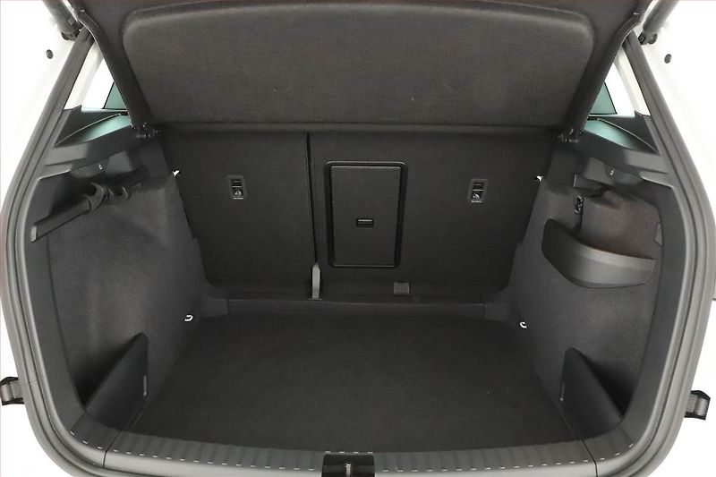 Škoda Karoq (2025) 1.5 TSI, Top Selection, ACC - fotka 11 z 19
