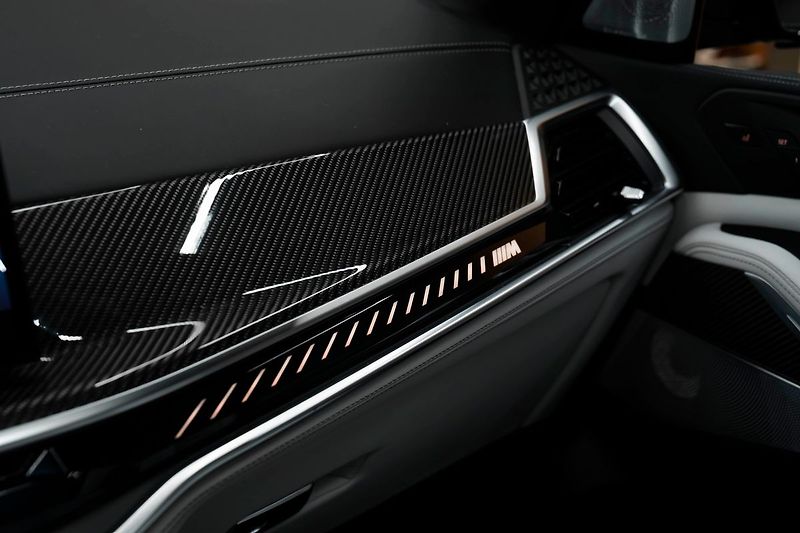 BMW X5 - fotka 18 z 27