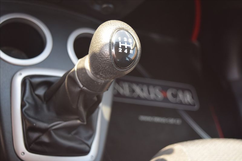 Mazda 2 1,2 I 55KW NÍZKÉ KM BEZ KOROZE - fotka 38 z 41