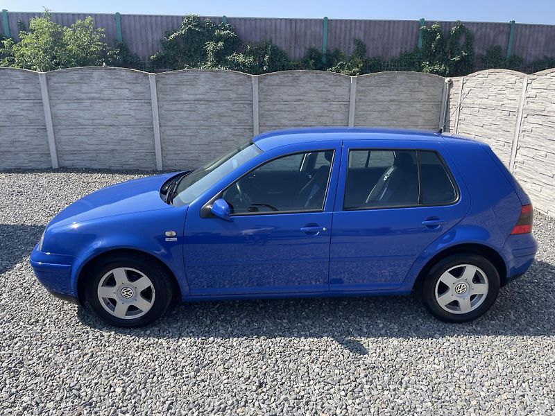 Volkswagen Golf 1.6i SR 100PS 134TKM EXTRA 1A! - fotka 13 z 174