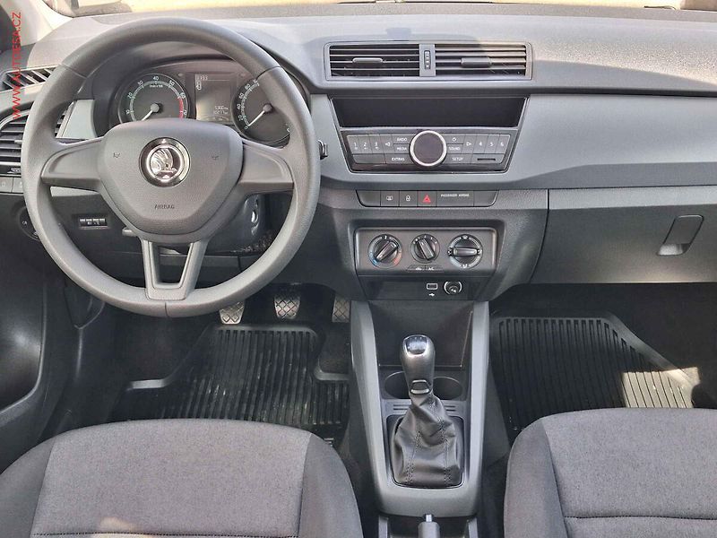 Škoda Fabia (2019) 1.0MPi, 2.maj,ČR, AC - fotka 8 z 16